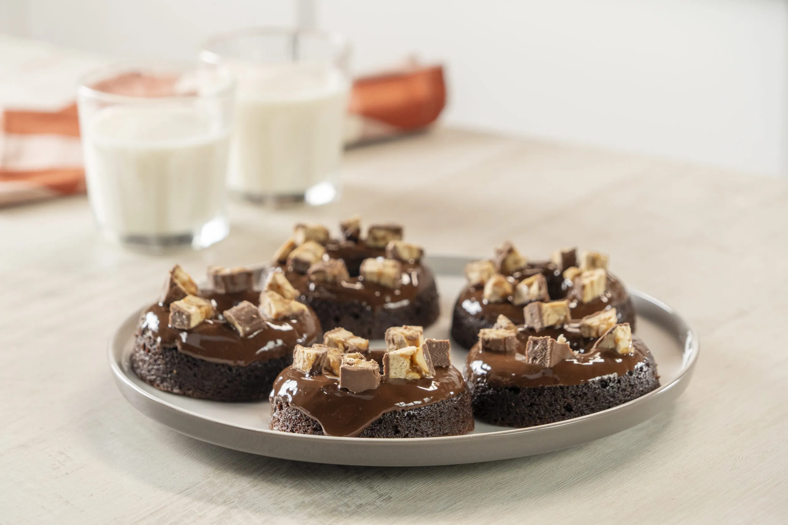 Donas de brownie con caramelo